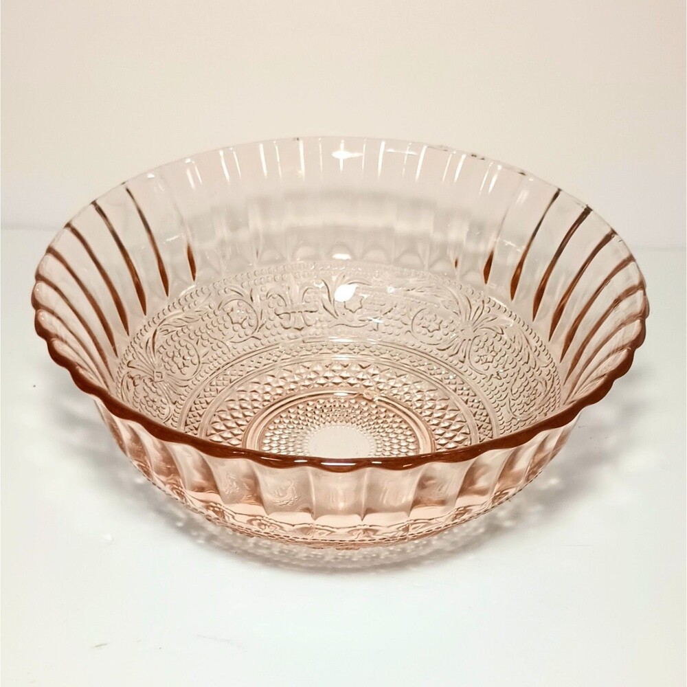 Vintage KIG Pink Depression Glass Bowl Diamond Trellis Fleur de Lis Pattern 7" *